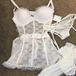 White Victoria’s Secret Lingerie 34C/Small